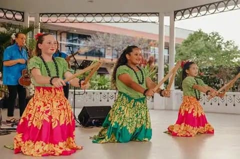 Weekly Hula