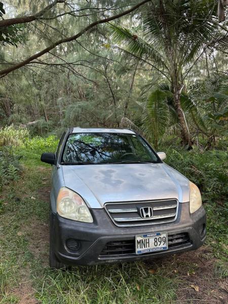 Marketplace thumbnail for 2005 Honda CR-V Summer Rental and Tiny House in Puna Palisades