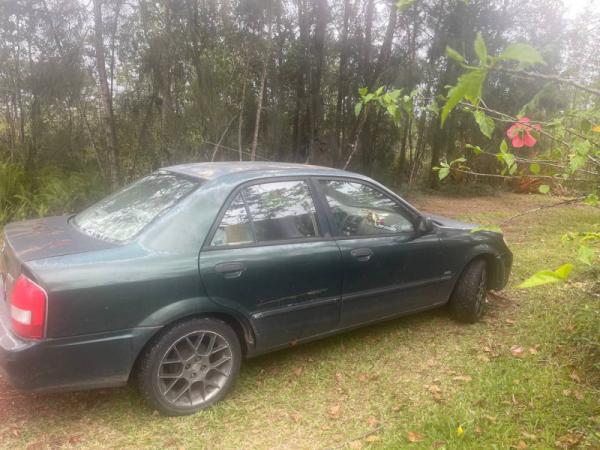 Marketplace thumbnail for 2002 Mazda Protege for Sale